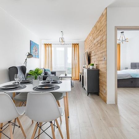 שצ'צ'ין Przytulny Apartament 65 W Centrum Sczecina מראה חיצוני תמונה