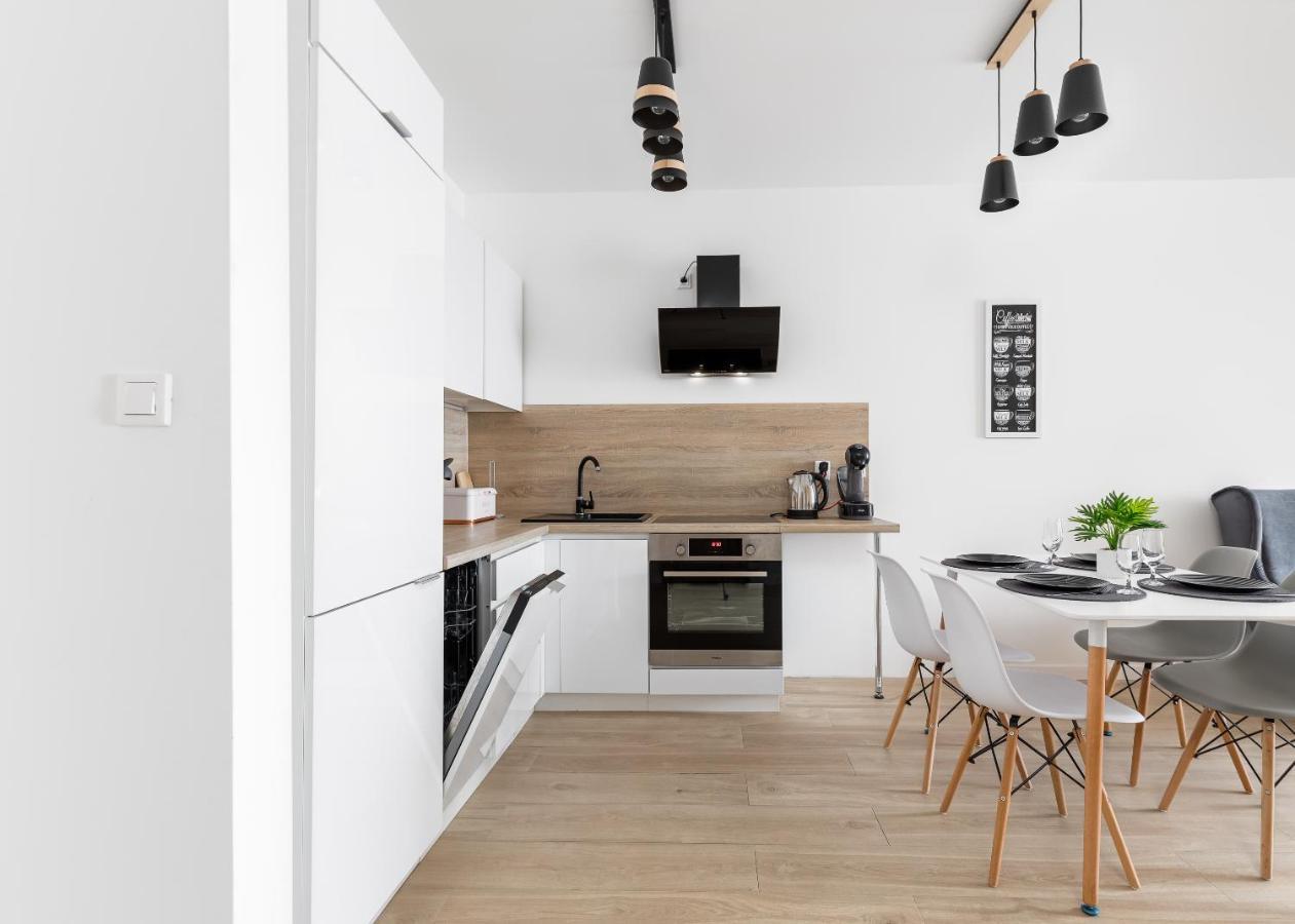 שצ'צ'ין Przytulny Apartament 65 W Centrum Sczecina מראה חיצוני תמונה